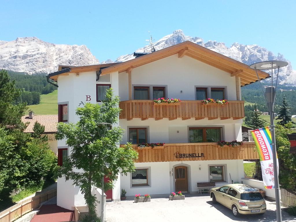 Apartments Brunella La Villa  Exterior photo
