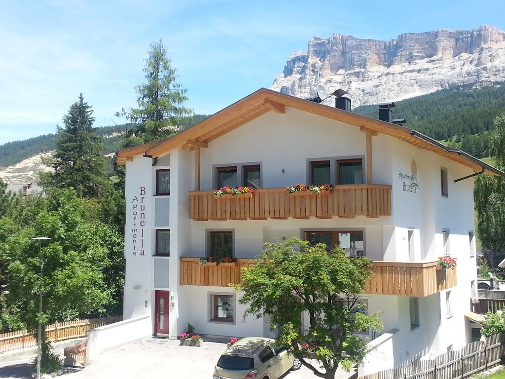 Apartments Brunella La Villa  Exterior photo