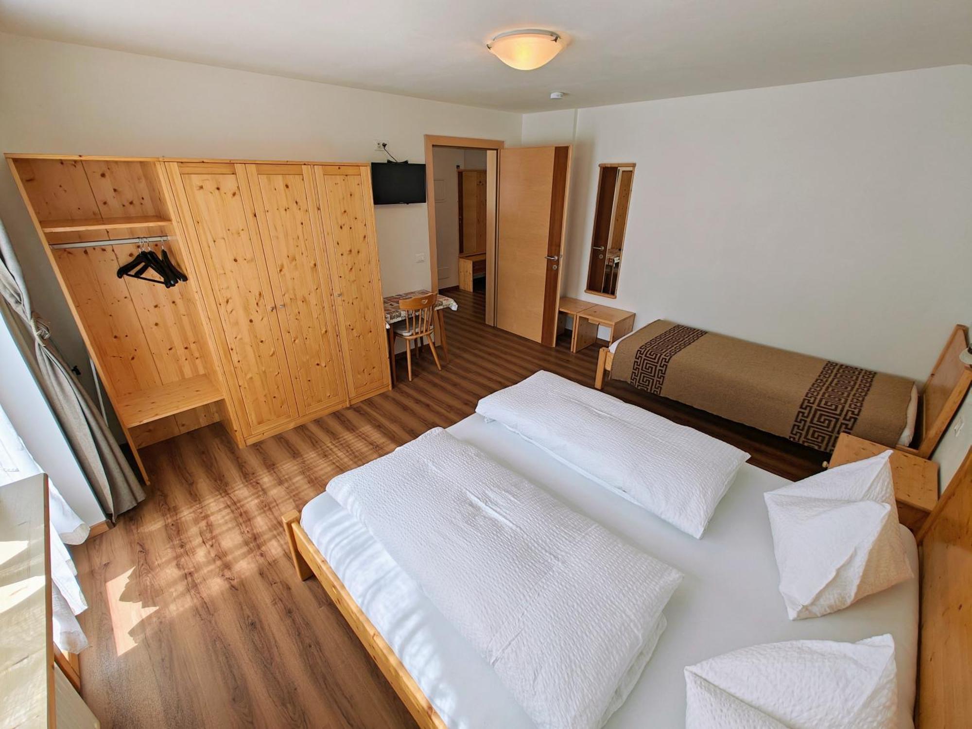 Apartments Brunella La Villa  Room photo